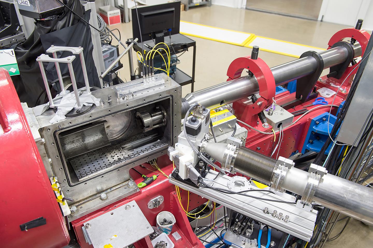 Transformation of Shock-compressed Graphite to Hexagonal Diamond in Nanoseconds (5 of 6)