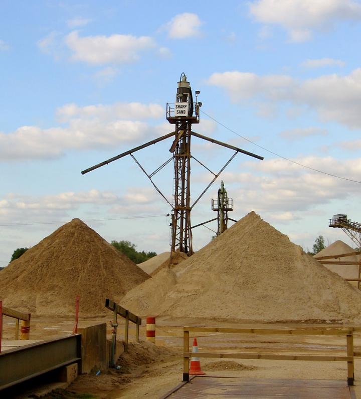Sand Pile Model of Brain Dynamics 