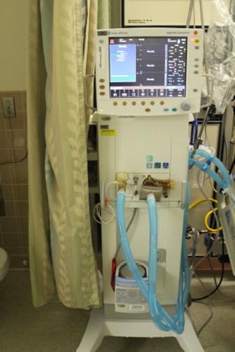 Real-time monitoring of patient-ventilator asynchrony and respiratory parameters