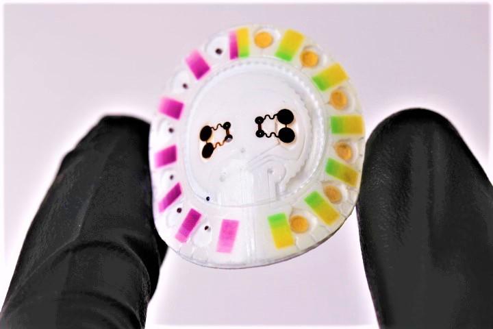 An Electronically Simplified Sweat-Sensing System to Track Health Status (4 of 4)