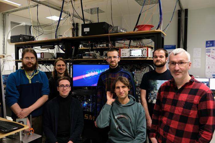 A team from the Faculty of Physics and the Centre for Quantum Optical Technologies at the Centre of New Technologies, University of Warsaw