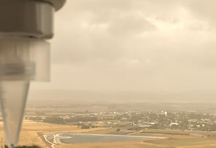 Air sampling during a dust storm