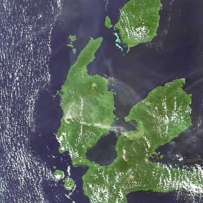 Envisat Captures Breath of Volcano