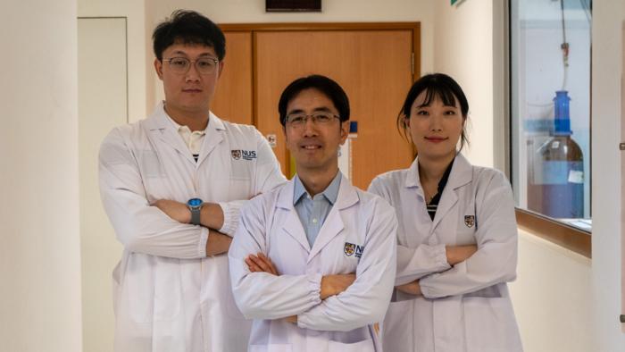 Prof Lin Zhiqun and team