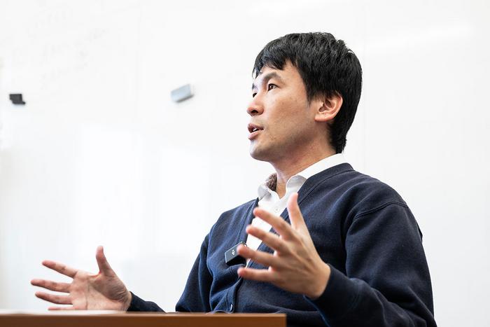 Associate Professor Hiroshi Ito