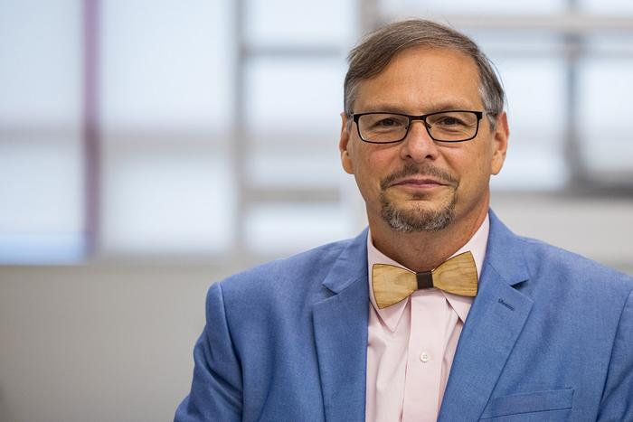 UT Names Governor’s Chair for Circular Biomaterials