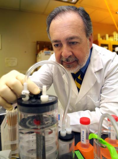 New Cancer Fighter May Help ICU Patients Beat Infections