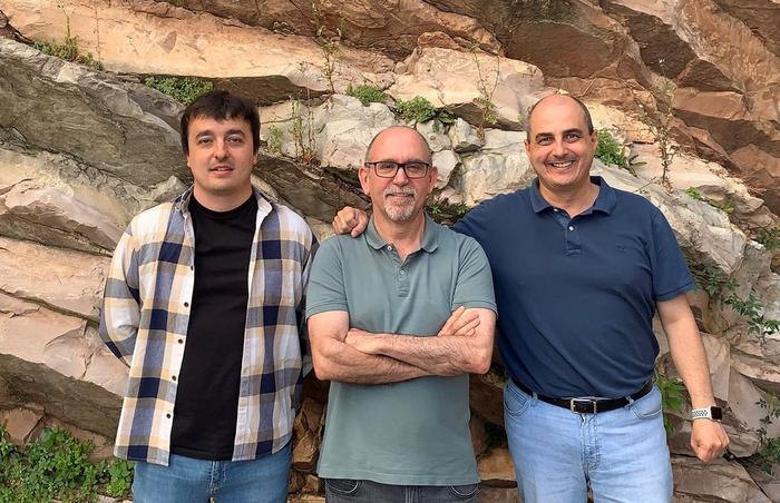 Vicente Gilabert (EHU, Jose Antonio Arz and Ignacio Arenillas (UNIZAR-IUCA).