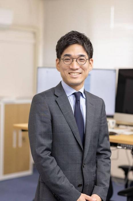 Professor (Special Recognition) Tsutomu Sawai