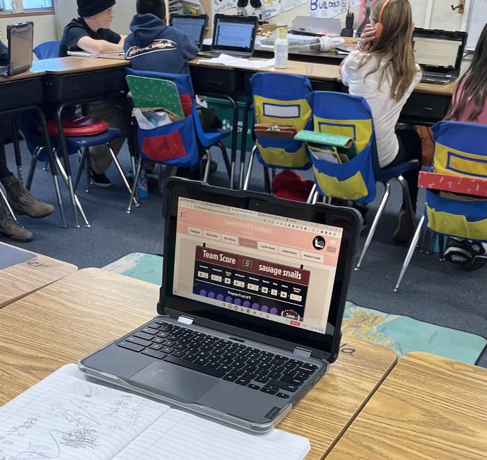 Middle School Student using Fantasy Sports Math League game