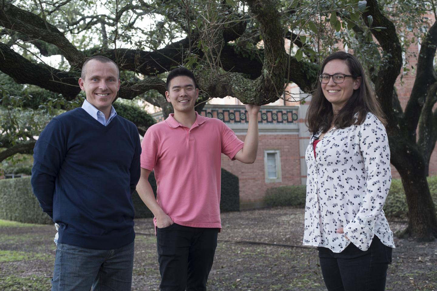Scott Egan, Sean Liu and Kelly Weinersmith, Rice University