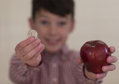Pay Kids to Eat Fruits & Veggies