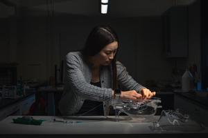 Renee Zhao with milli-spinner