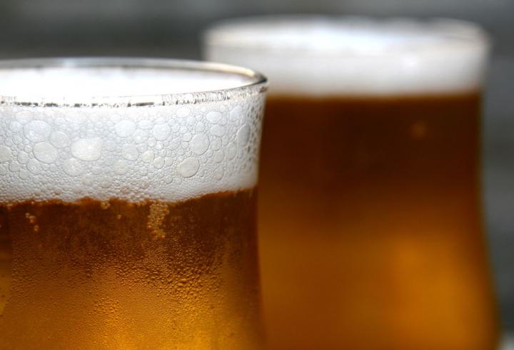 An App Knows if a Beer Has Gone Stale (1/2)