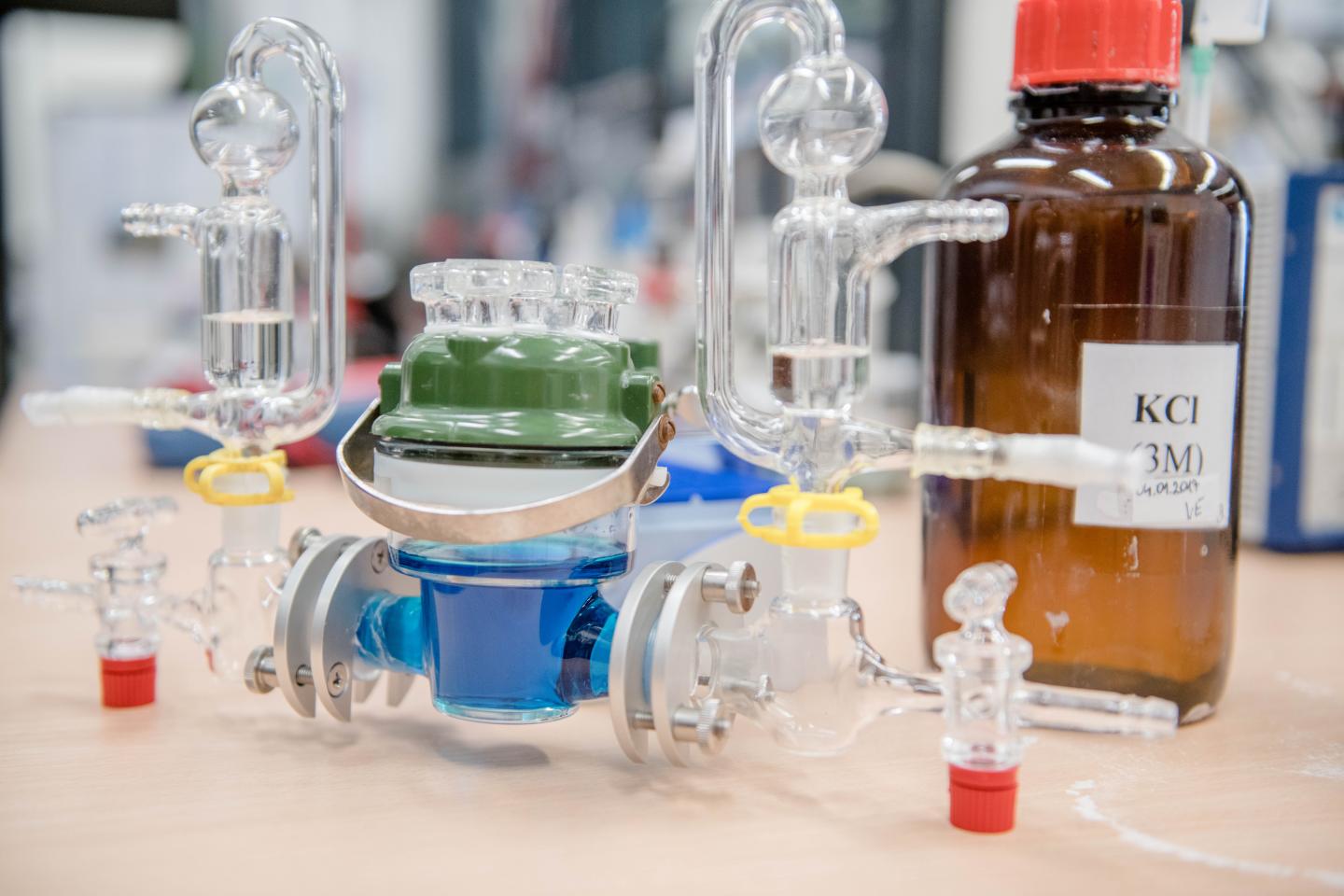 Electrochemical Cell