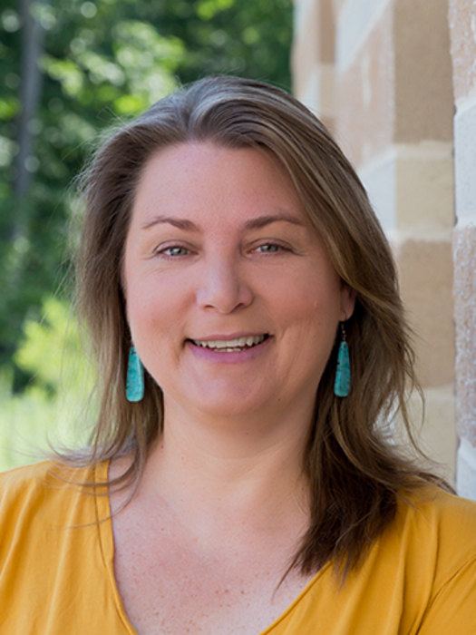 Emily Cohen awarded NSF CAREER Award to study migrating birds as communities