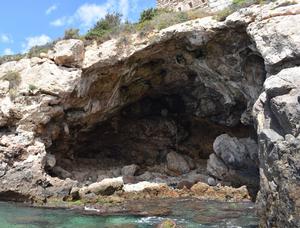Cueva de los Aviones