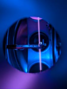 Thorium-crystal and laser
