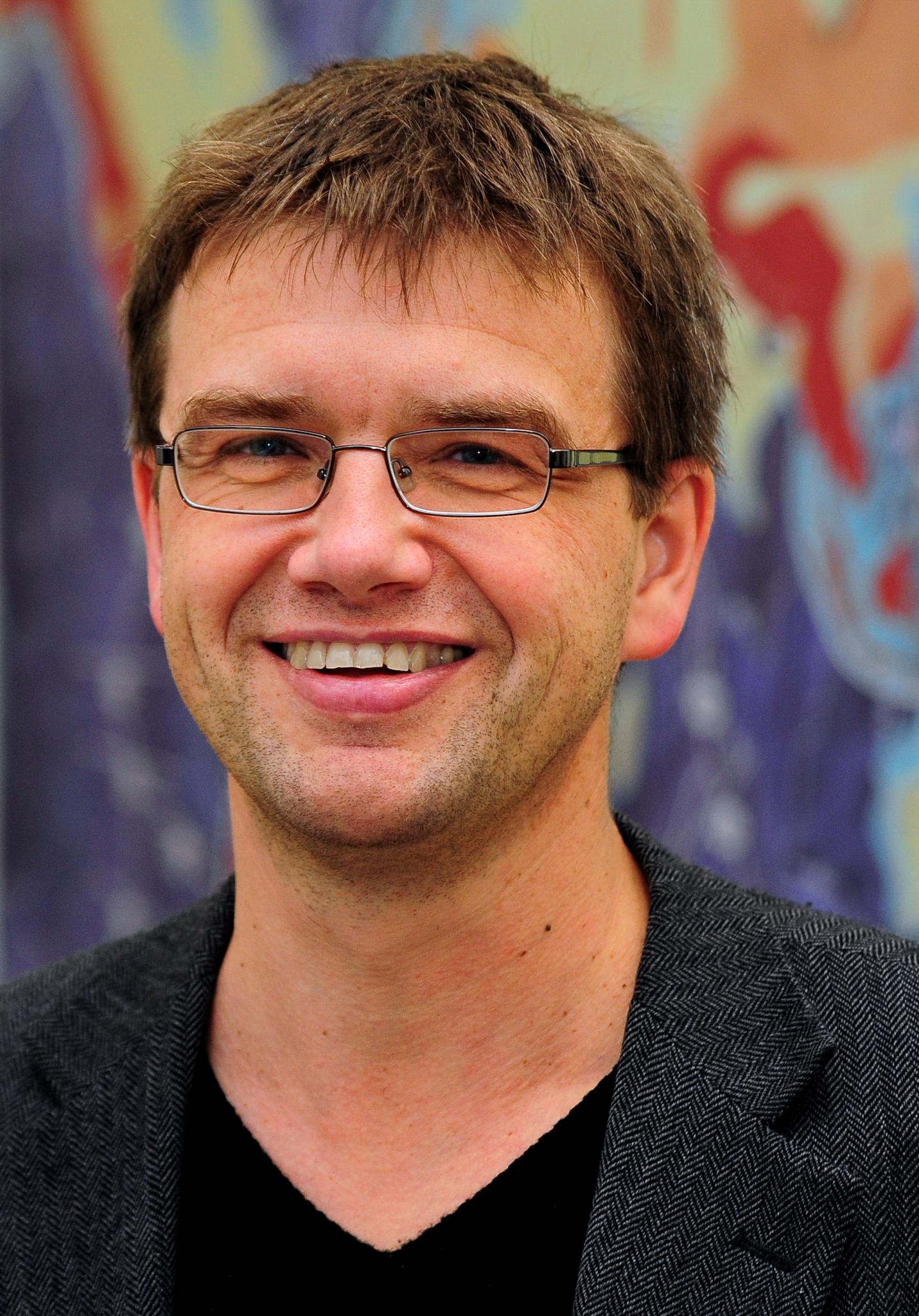 Geologist of Freiburg, Germany, is Awarded for the Barringer Medal