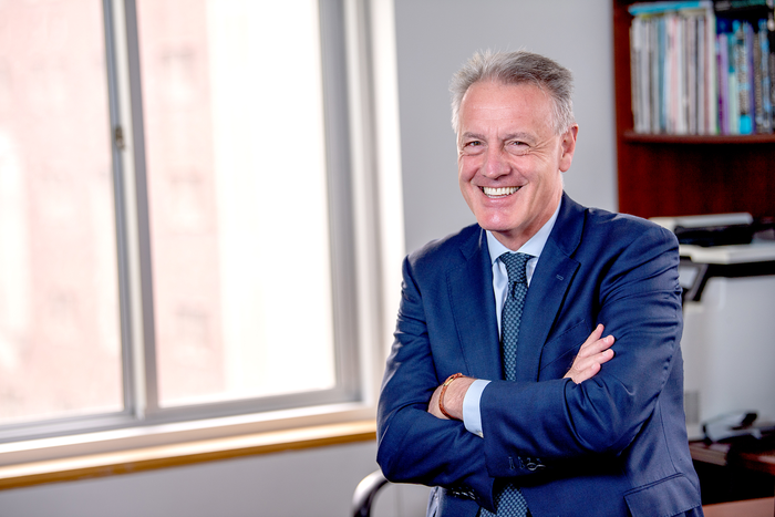 Dr. Dario Altieri