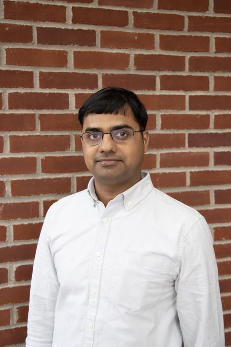 headshot of Abhishek Mishra