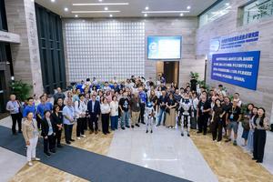 Participants at the RACMEM conferenceParticipants at the RACMEM conference in Shenzhen, Guangdong Province