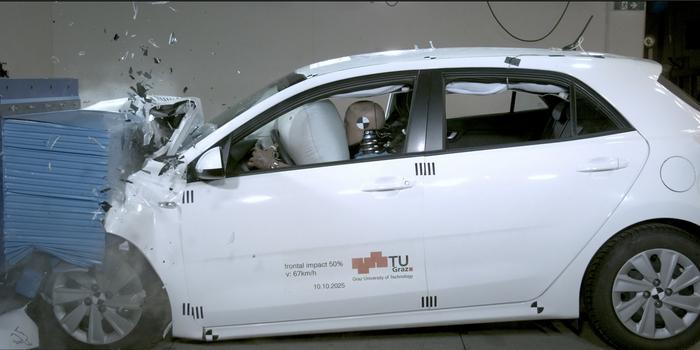 Crashtest left view