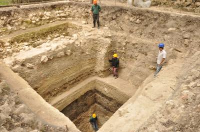 Excavation of Platform A-24 (1 of 2)