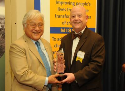 2009 Public Service Award (1 of 3)