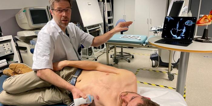 A tiny ultrasound probe and a tablet can bring echocardiography out of the hospital