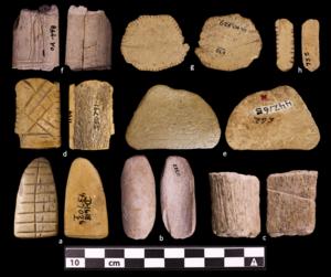 Early examples of Native American dice