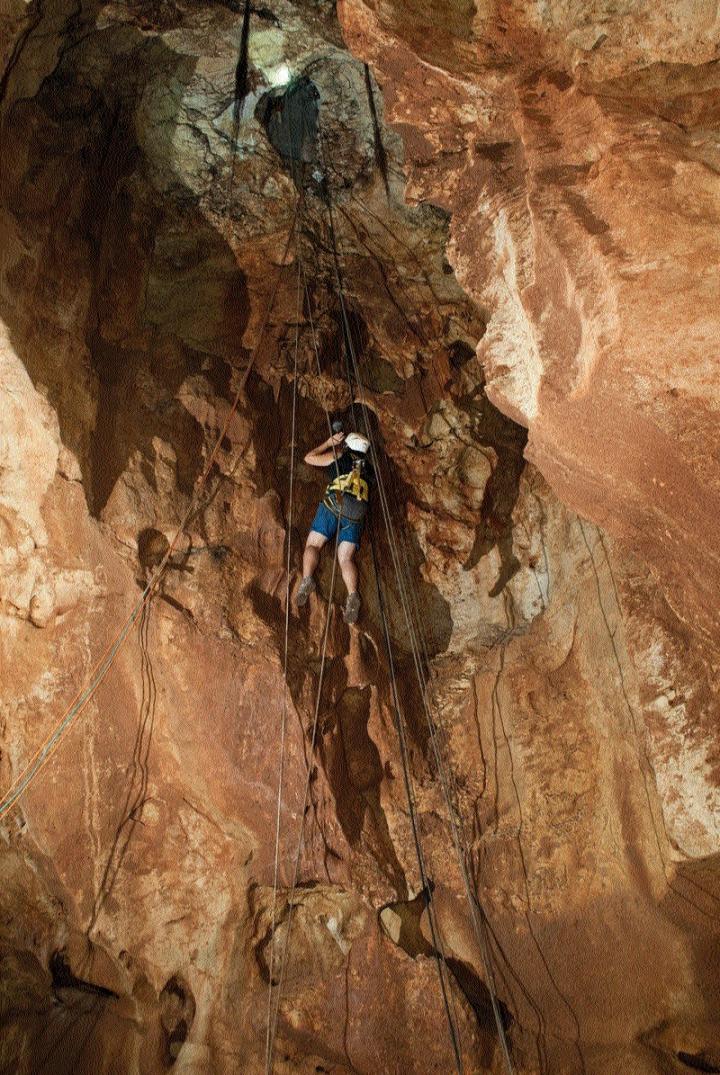 Manot Cave