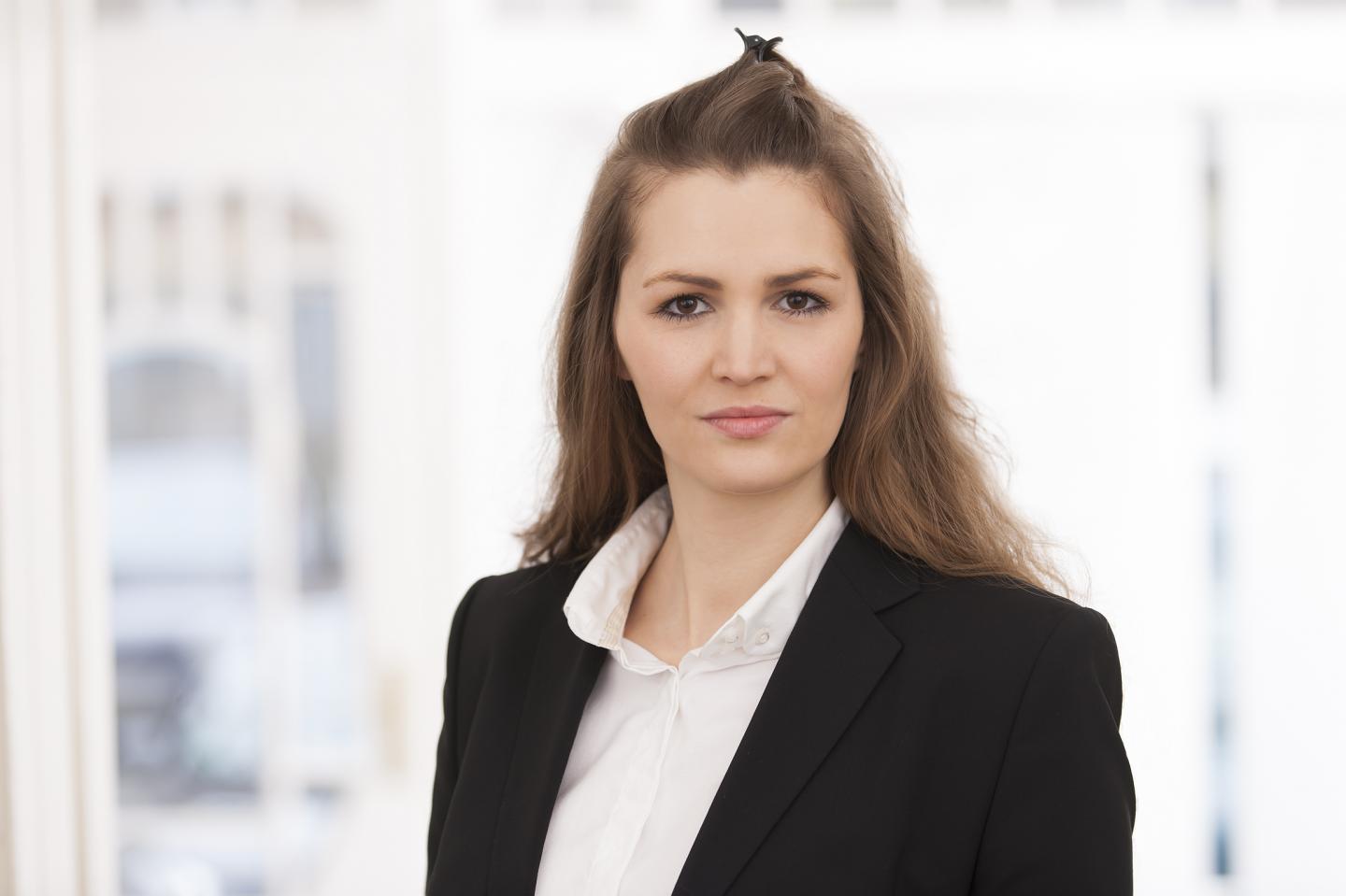 Nora Sch&uuml;tte, University of Bonn