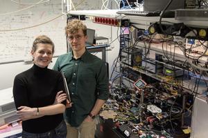 Dr. Birgit Stiller and Steven Becker, Stiller Research Group, Max Planck Institute for the Science of Light