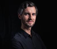 Dr. Simon Kahmann