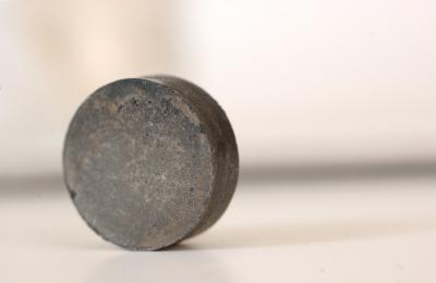 Rare-earth Magnet