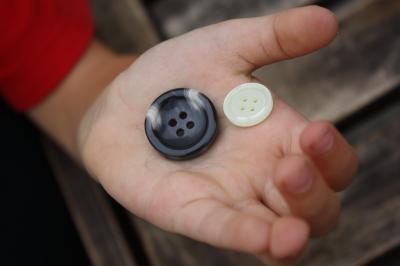 2 Buttons