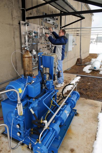 Timothee Pourpoint Adjusts Valves