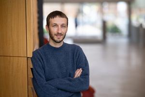 Dr. Nitzan Lubianiker