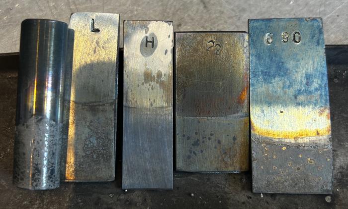 lead corrosion to steel