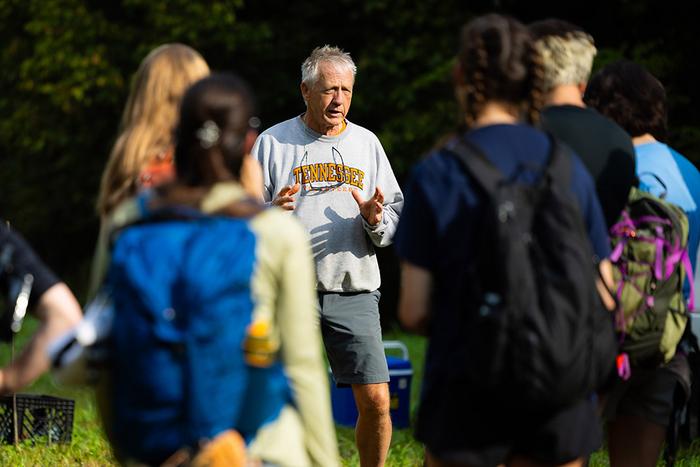 Q&A with UT Freshwater Mussel Researcher Gerald Dinkins