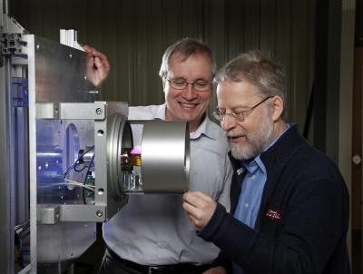 Heinrich Höfler and Harald Wölfelschneider, Fraunhofer-Gesellschaft