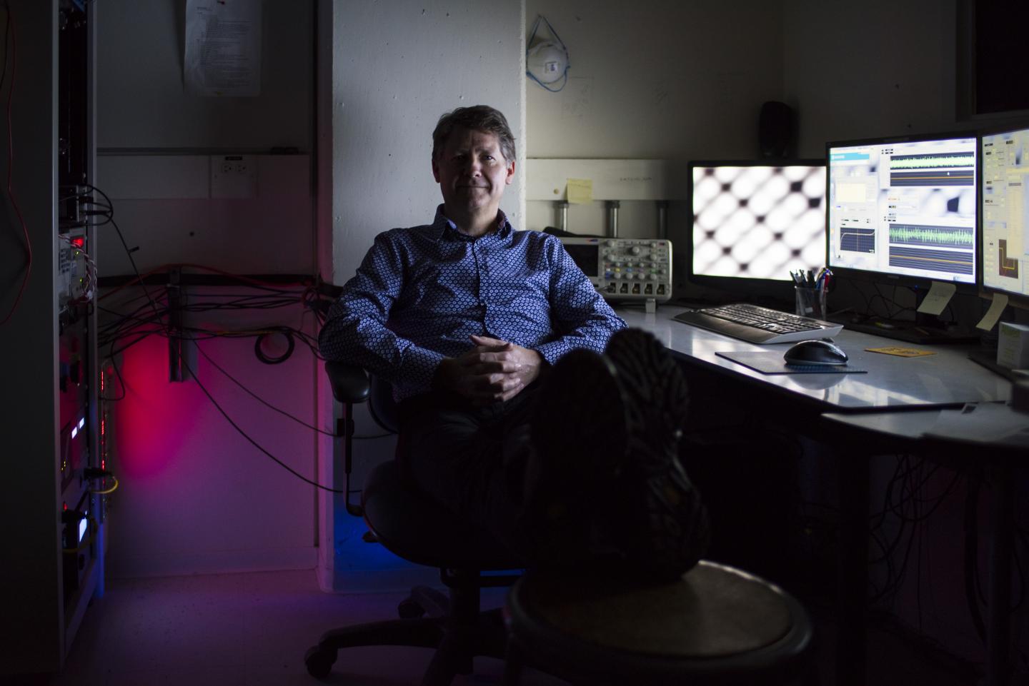 UAlberta Physicist Robert Wolkow, University of Alberta 