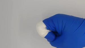 New heat-regulating fabric feels fluffy like cotton — but doesn't get wet