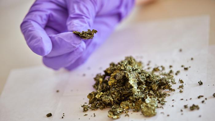 It’s mouldable, biocompatible and glitters like gold