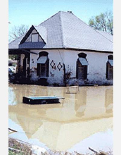 Scientists Test System to Forecast Flash Floods along Colorado's Front Range (2 of 2)