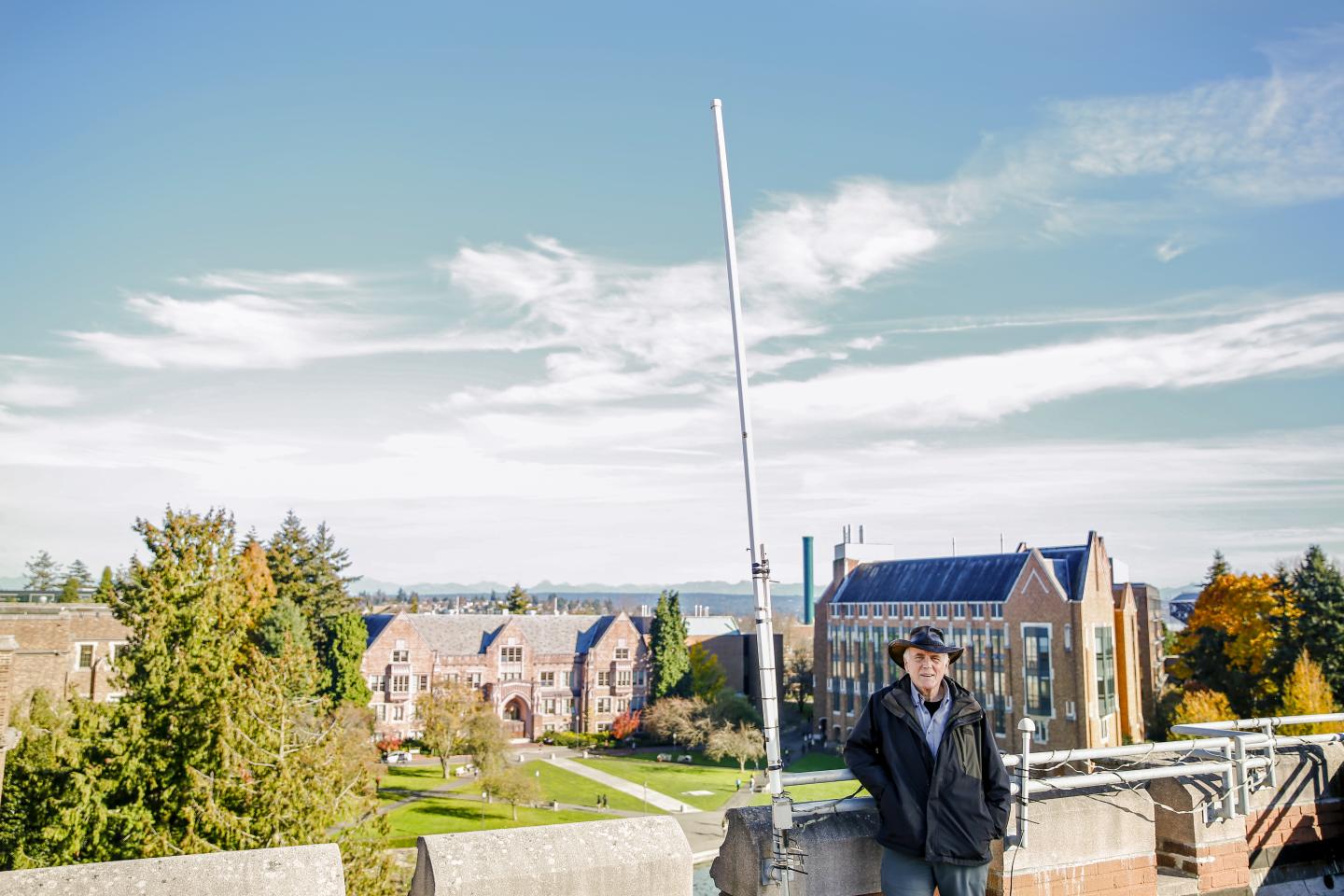 Bob Holzworth with WWLLN Antenna