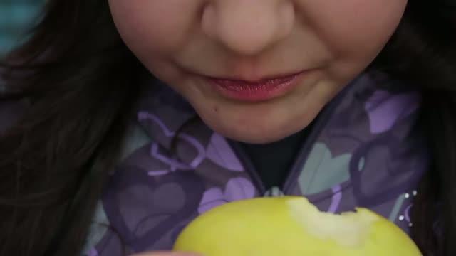 How the Tongue Keeps Its Tastes Straight