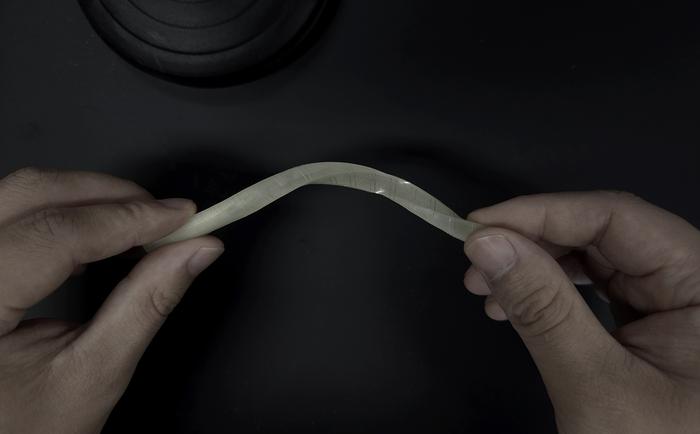 Soft profiled fiber pump