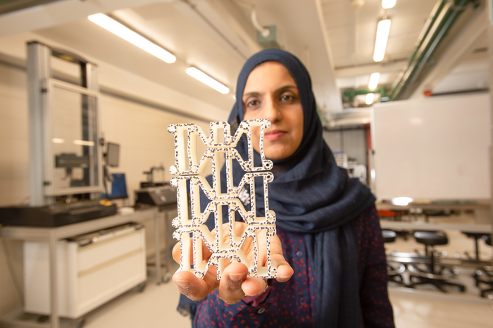 Dr  Tatheer Zahra